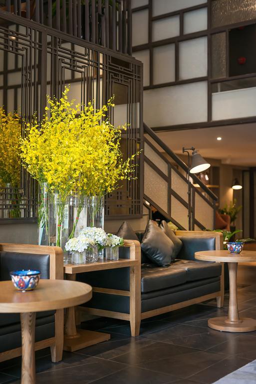 Bespoke Trendy Hotel Hanoi Exterior photo