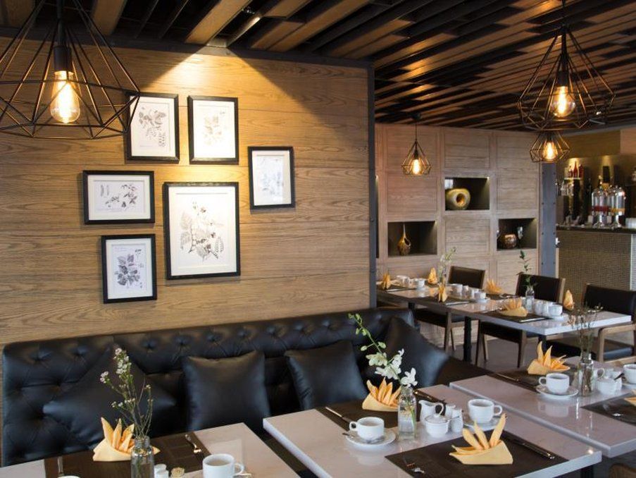 Bespoke Trendy Hotel Hanoi Exterior photo