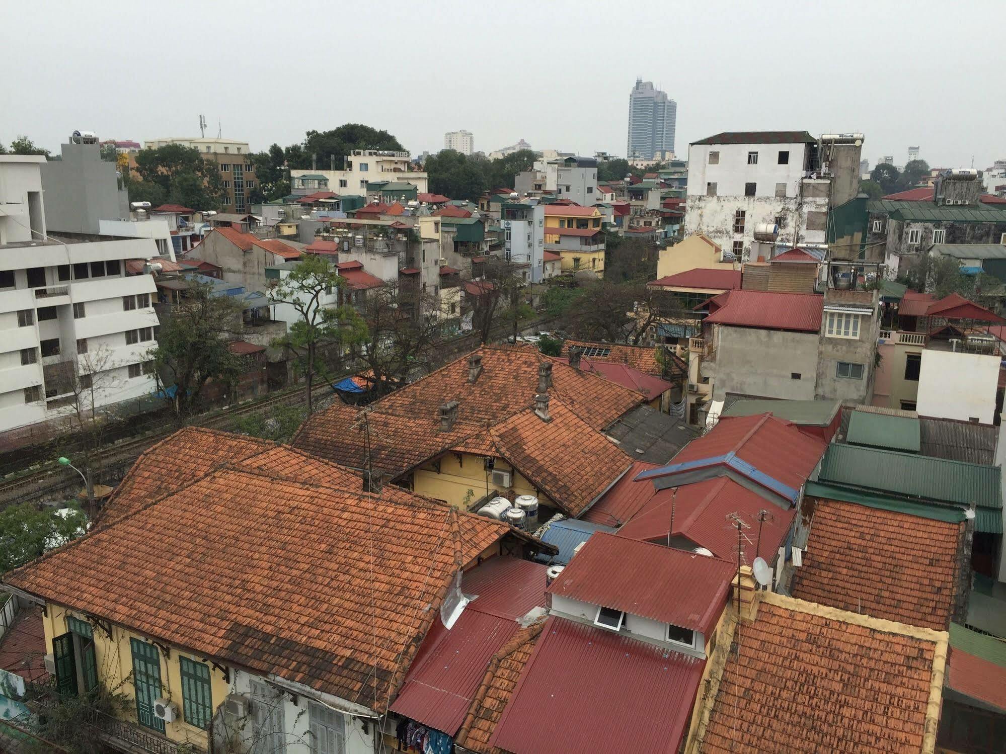 Bespoke Trendy Hotel Hanoi Exterior photo